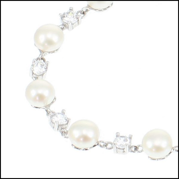 MF033B - Sterling Silver, Cubic Zirconia & Button Pearl Bracelet-2225