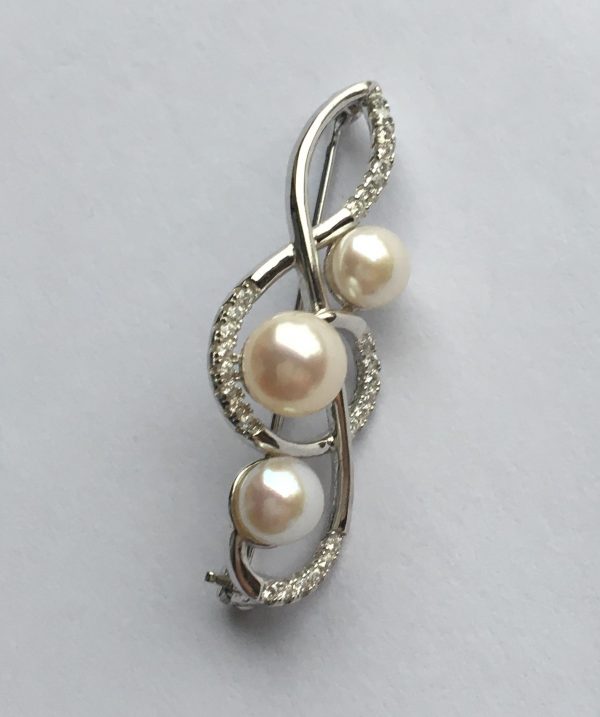 Lido Pearls Brooch - T151BR-2381
