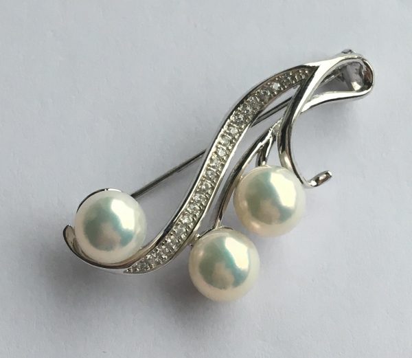 Lido Pearls Brooch - T152BR-2380